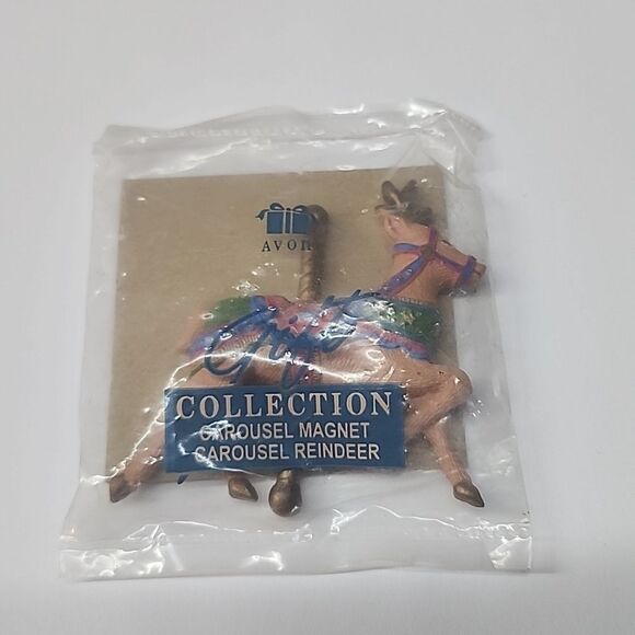 Avon Carousel Reindeer Magnet NIP - Picture 1 of 2